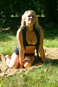 Amateur blonde teen outdoors strip-w7a0b23fjg.jpg