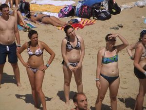 Girls viewers (Beach Bikini) Voyeur-a7bosbuzys.jpg