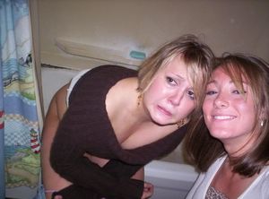 Girls Caught Peeing Mix v7da4jucg1