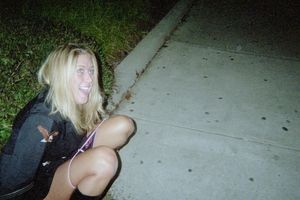 Girls Caught Peeing Mix r7da4l83w7