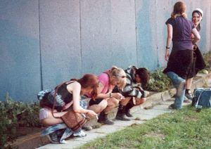Girls Caught Peeing Mix m7da4pclbe