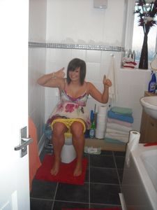 Girls Caught Peeing Mix q7da4r57dc