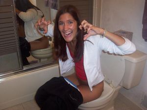 Girls Caught Peeing Mix 67da4ucv6g