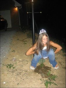 Girls Caught Peeing Mix q7da4uj6pq