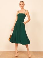 44890590_rosehip-dress_emerald_3.jpg